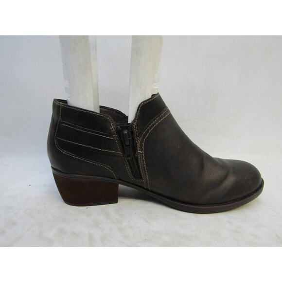 Clarks Womens Sz 7 M Brown Leather Zip Ankle Fashion Boots Bootie - Picture 4 of 11